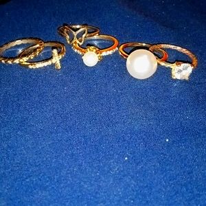 💛💚🆕 Anthropologie 💚💛 6piece ring set